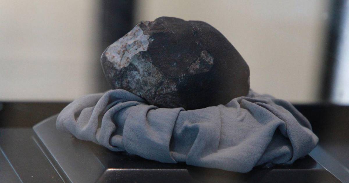 La UNAH exhibe el primer meteorito que cay&oacute; en Honduras