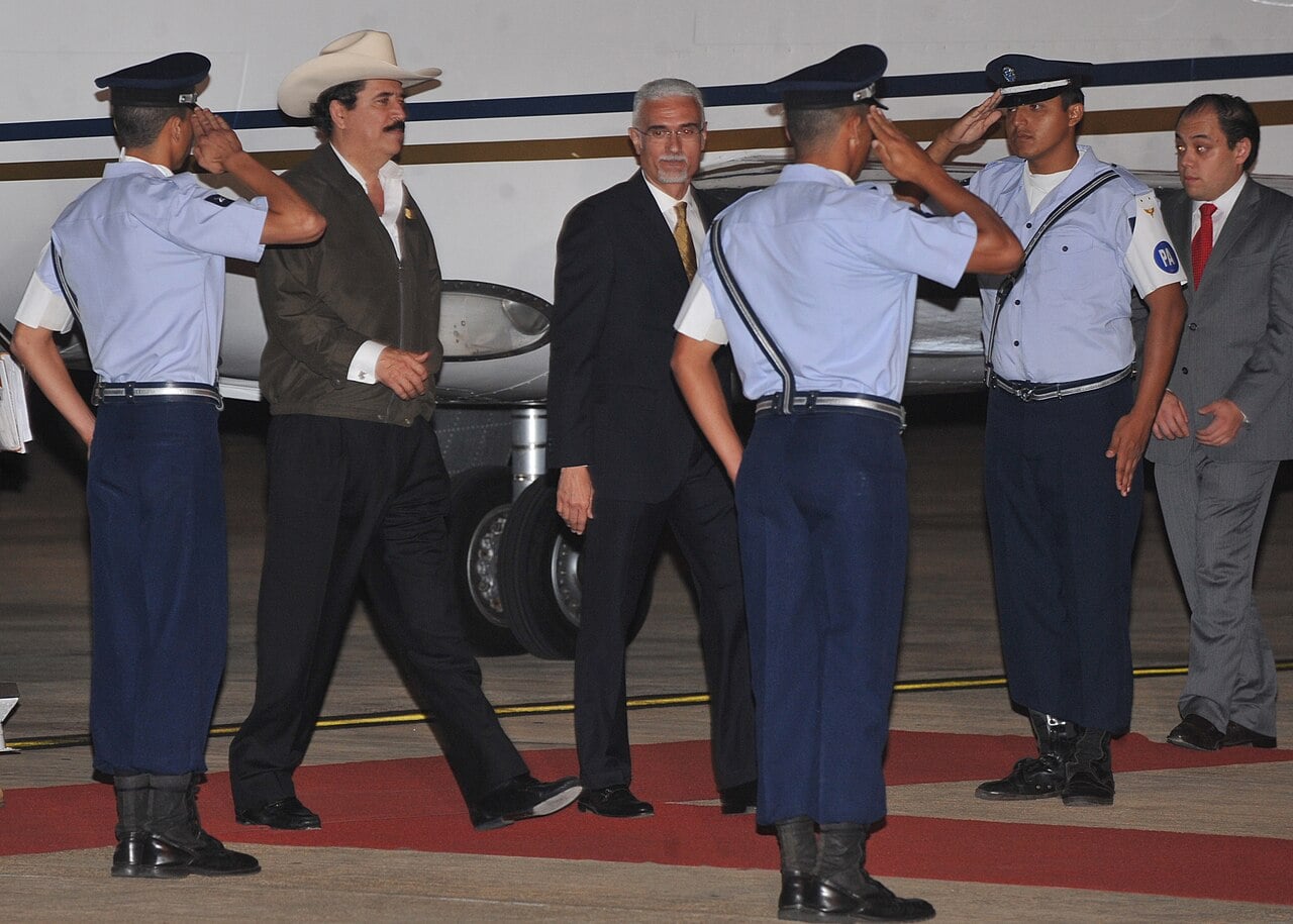 Honduras Ex-President Returns From Mexico